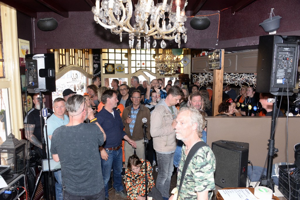 ../Images/Roved in de Punt op koningsdag 2019 060.jpg